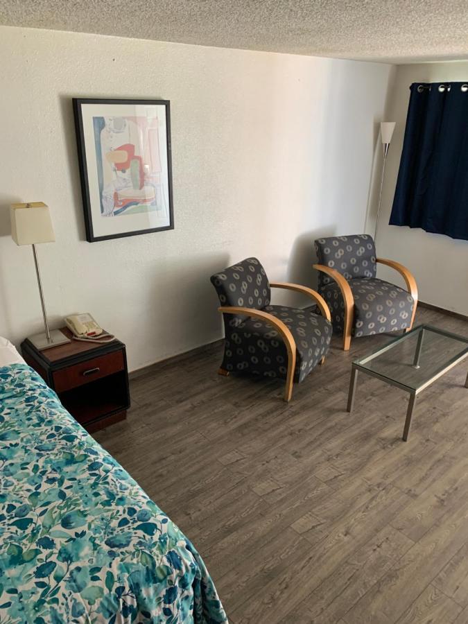 Smokey Point Motor Inn Арлингтон Экстерьер фото