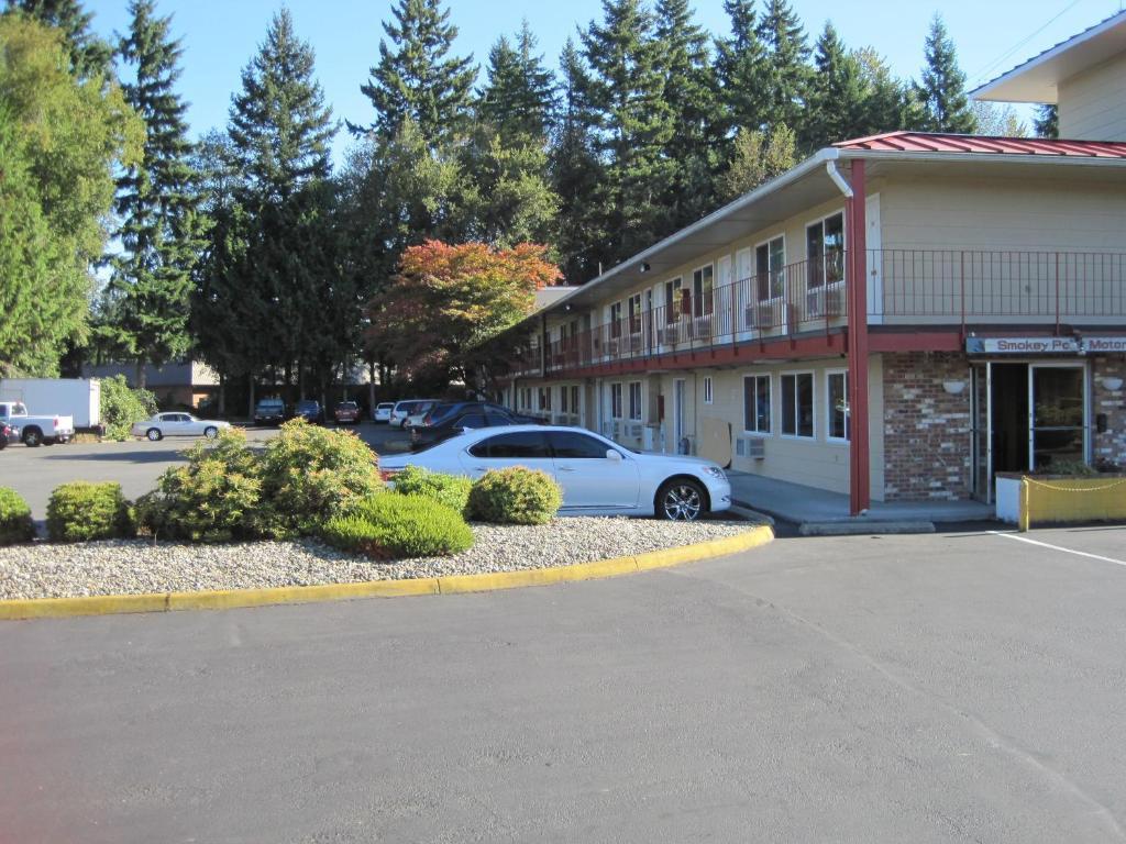 Smokey Point Motor Inn Арлингтон Экстерьер фото