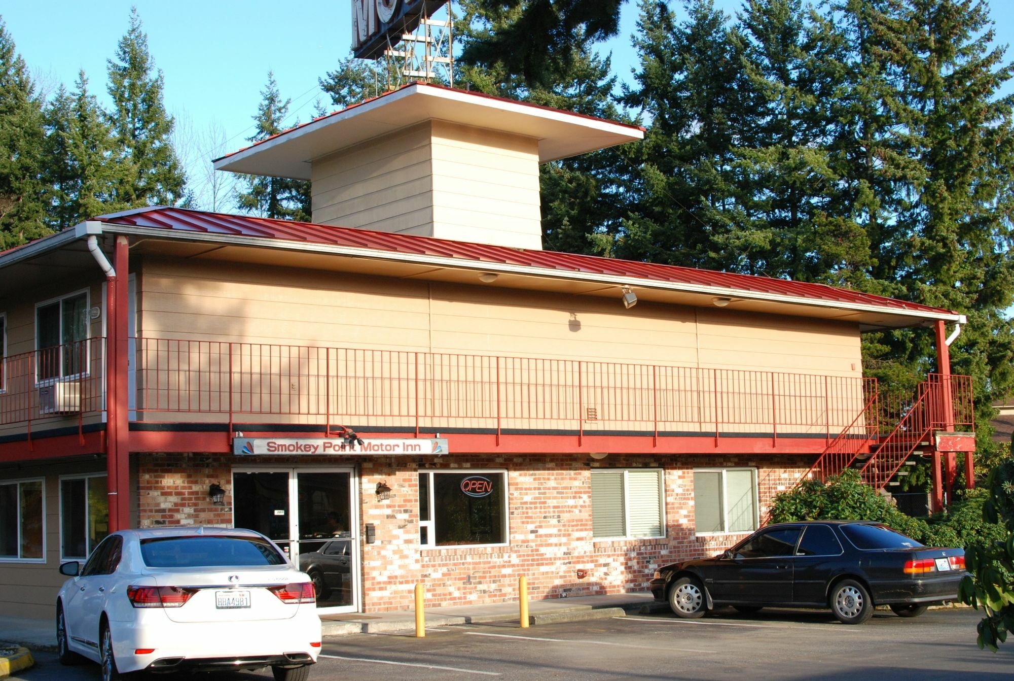 Smokey Point Motor Inn Арлингтон Экстерьер фото